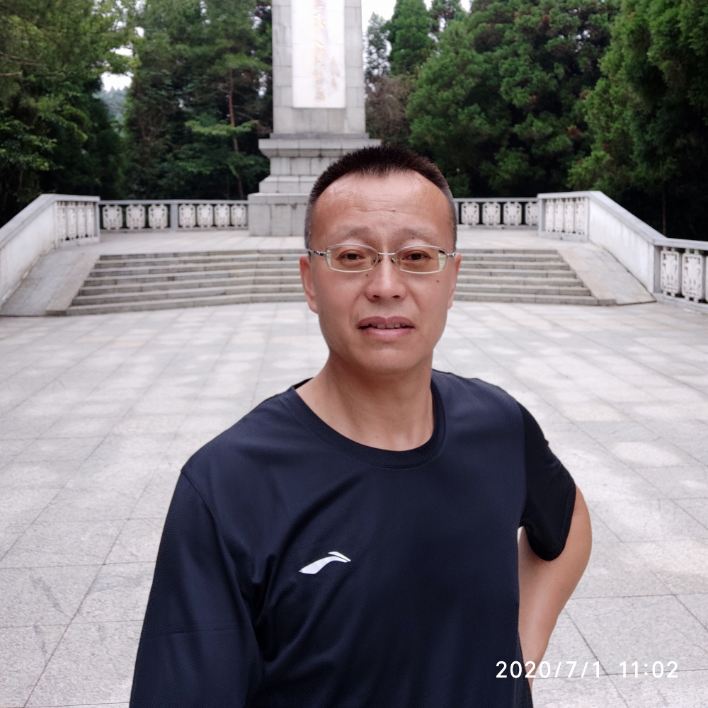 众志陈诚的照片
