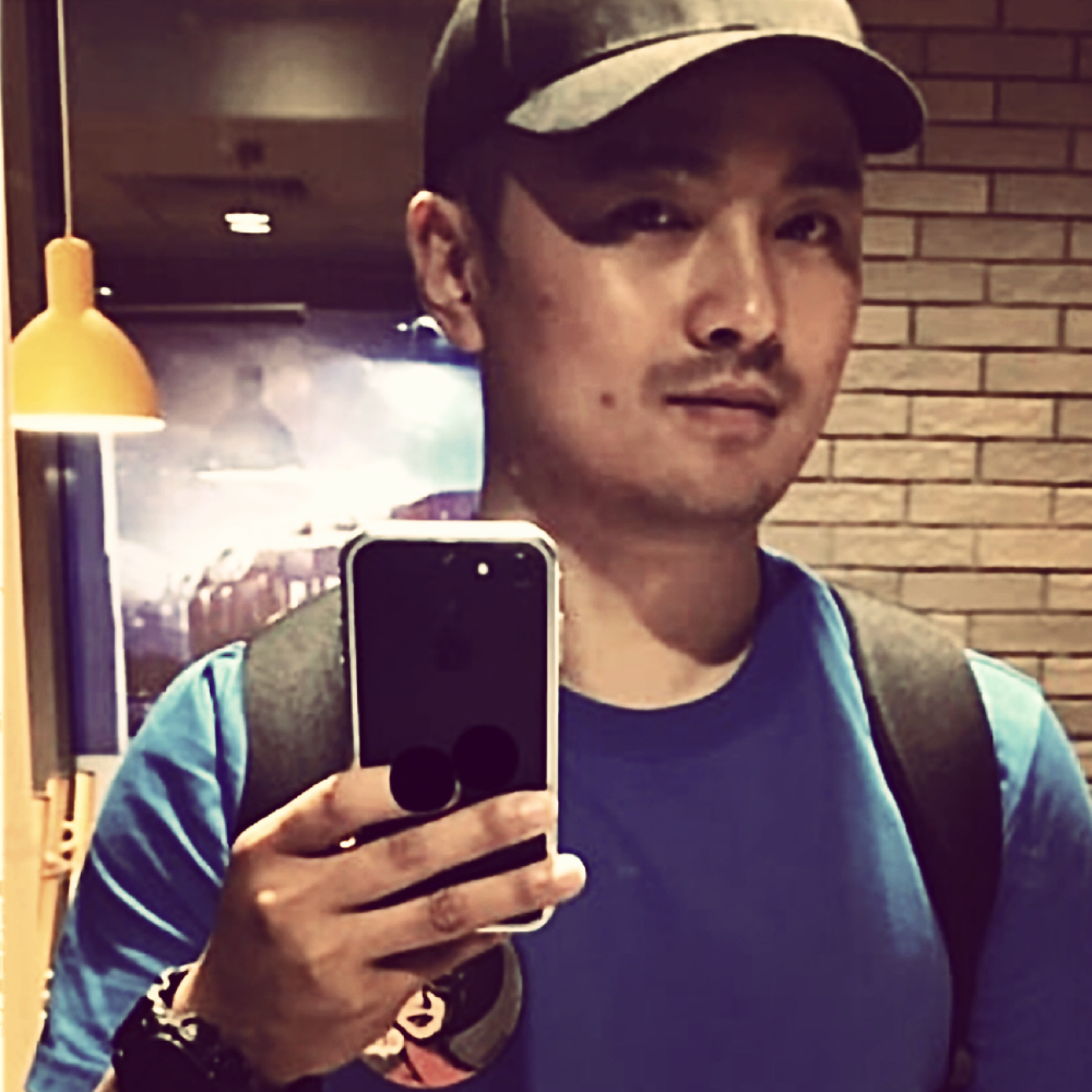 琉璃演变斑驳的照片