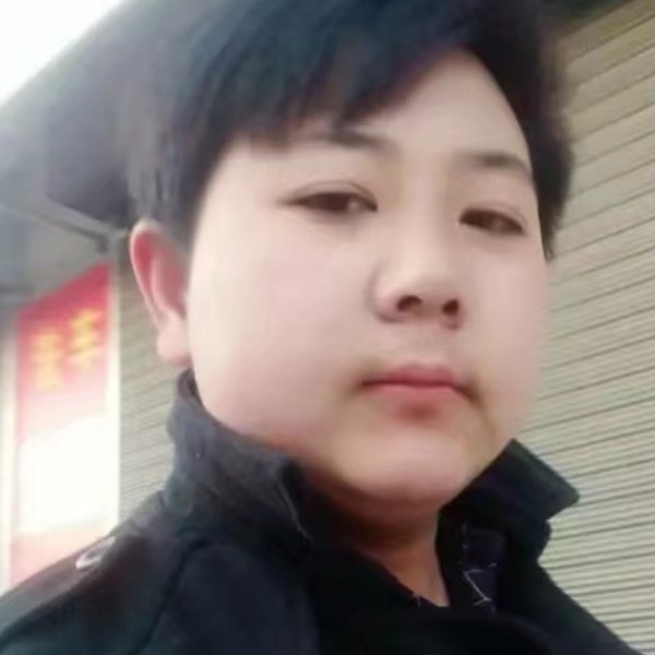 还单身用大白的照片