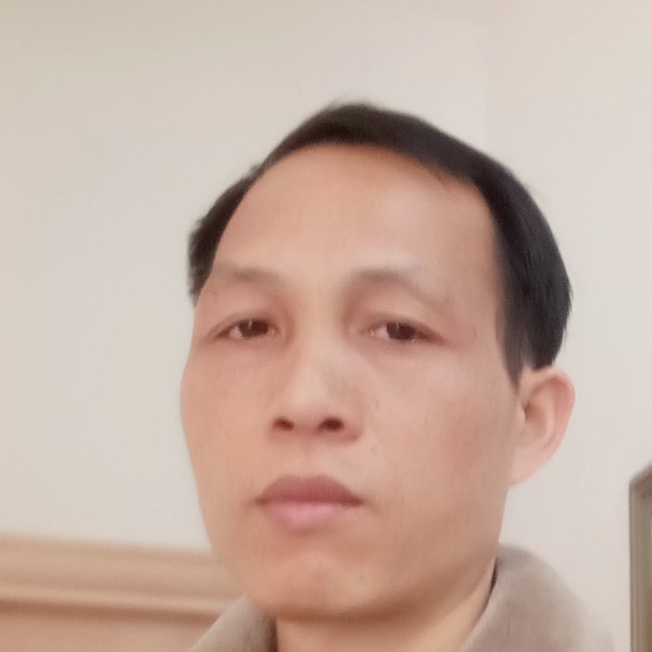 顺利漫步皮带的照片