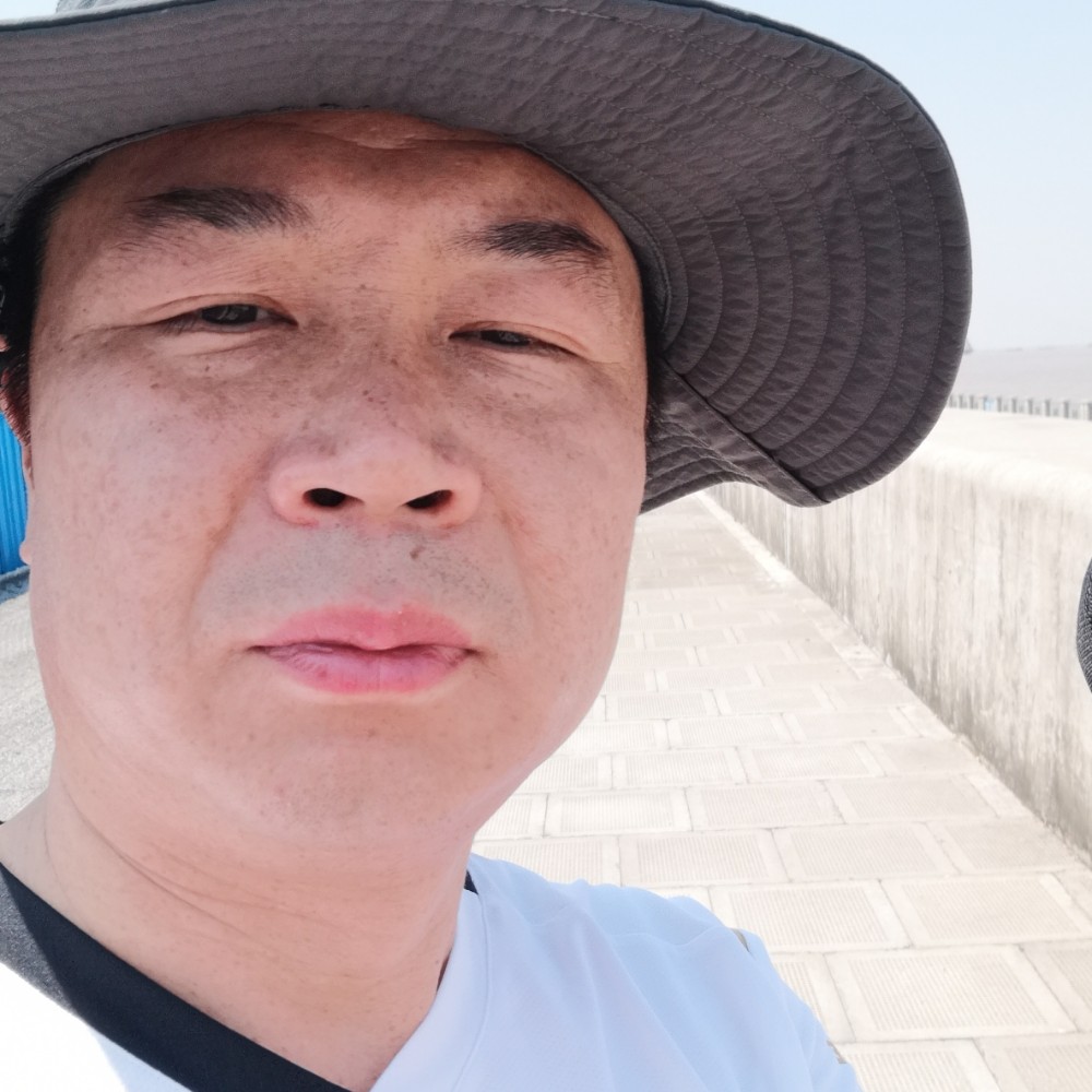 嗯额嗯的照片