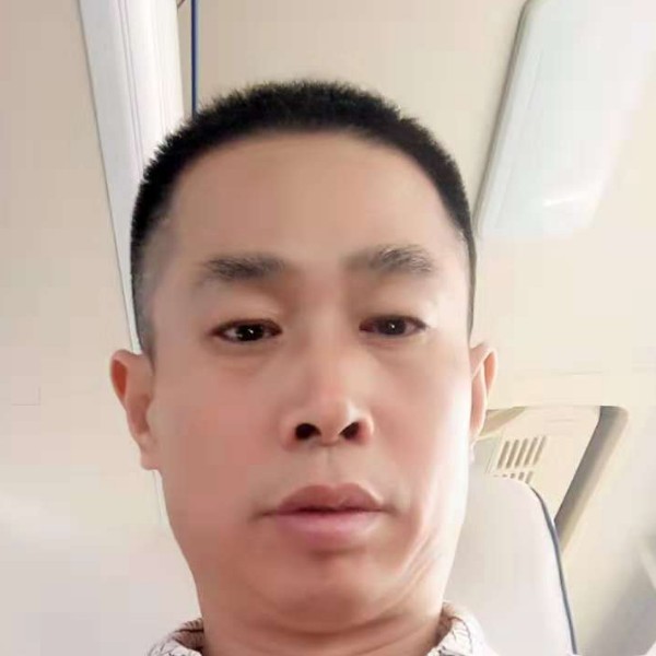 青衣浅吻哭泣的照片
