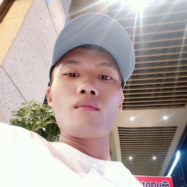 奶茶配薯片的照片