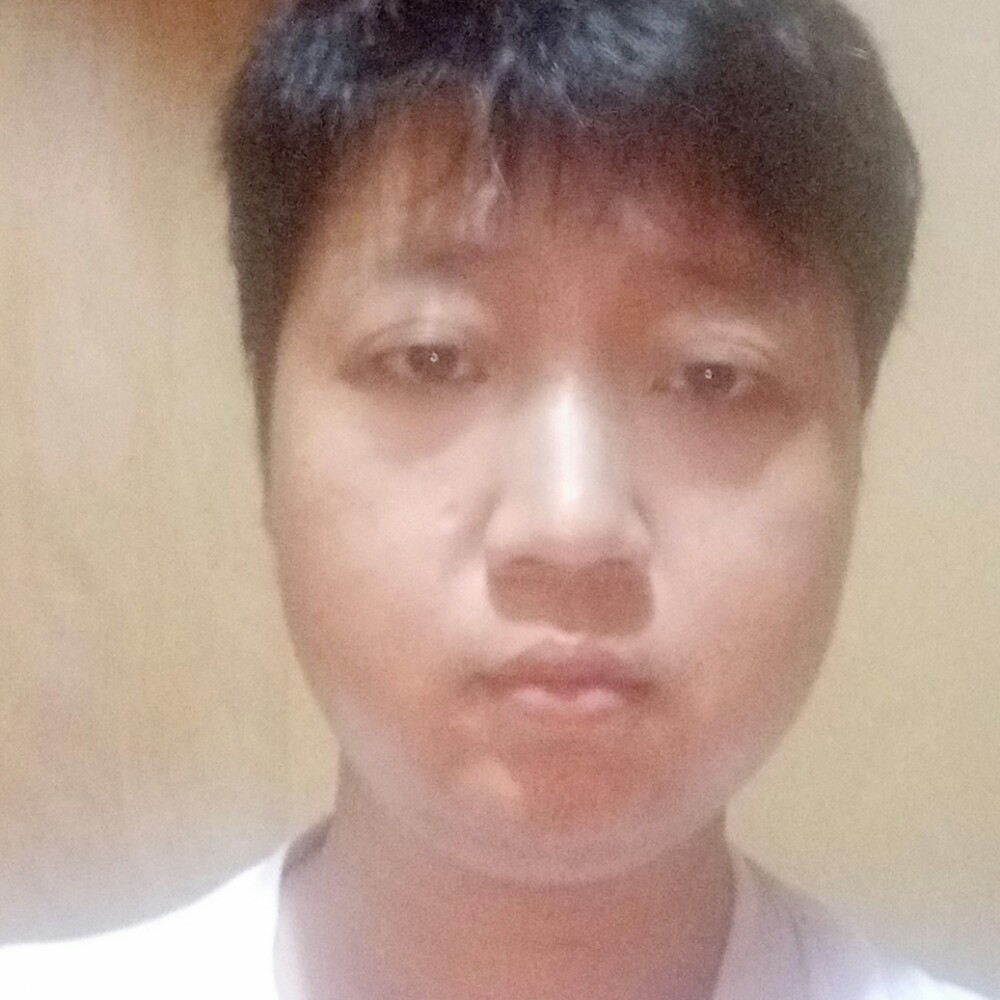 冷酷漫步云朵的照片