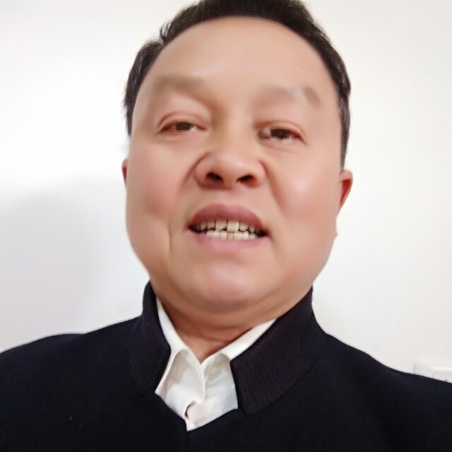 陌颜大气的照片