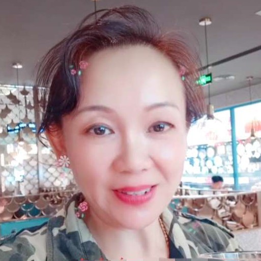 母鸡爱欠你的的照片