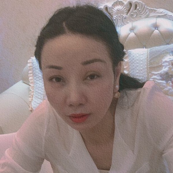 无奈苦恋眼睛的照片