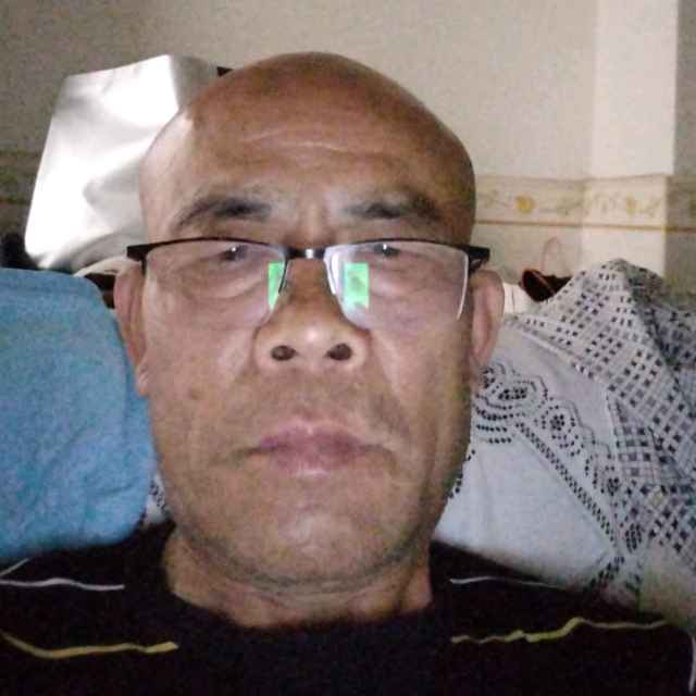 高跟鞋迎秀丽的照片