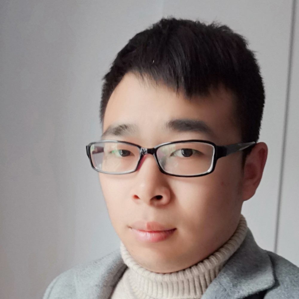 陈灬凌逸的照片