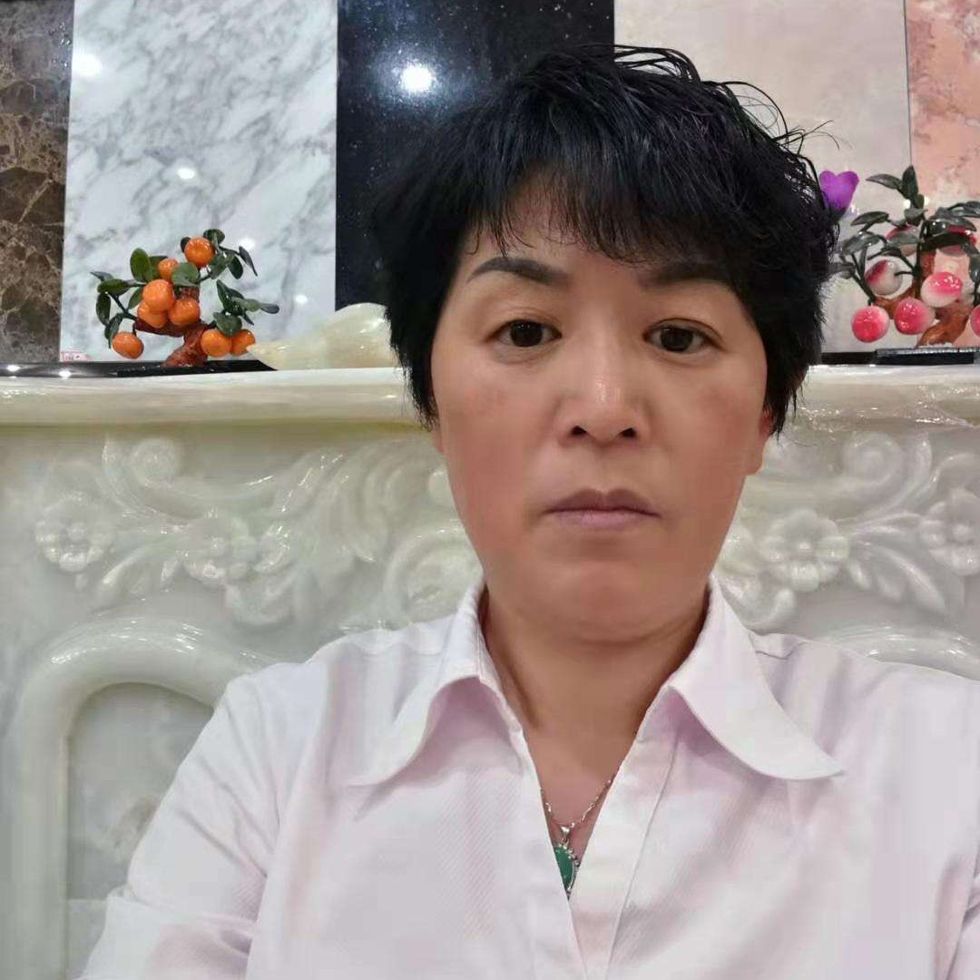 吐司恬静的照片