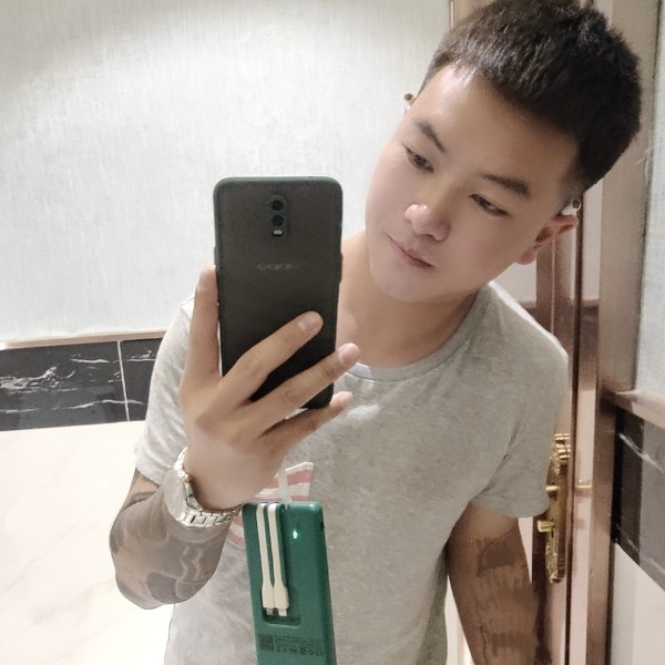 冒充高手的照片