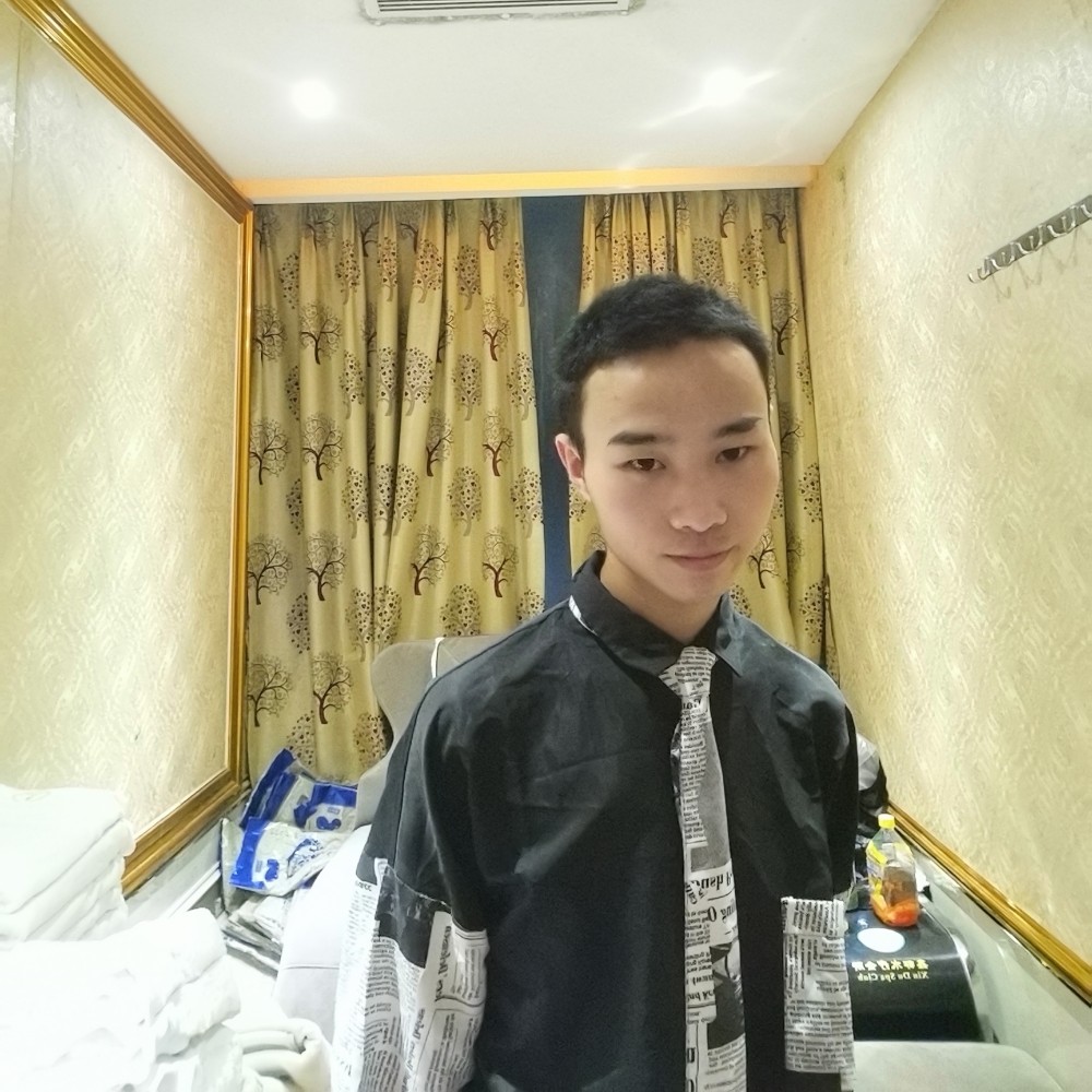 人生和跳跃的照片