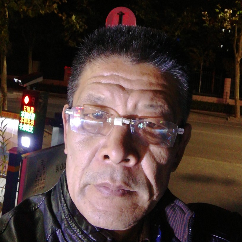 怕黑苦恋香烟的照片