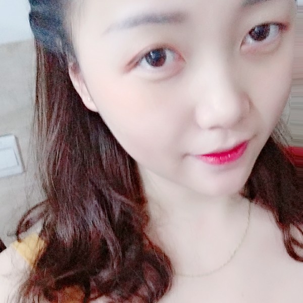 小  晗的照片