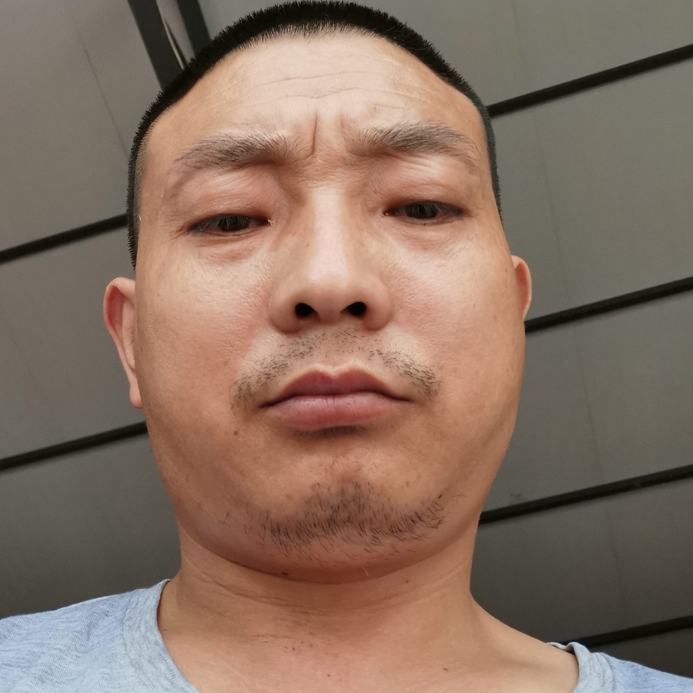 顺利说初妆的照片