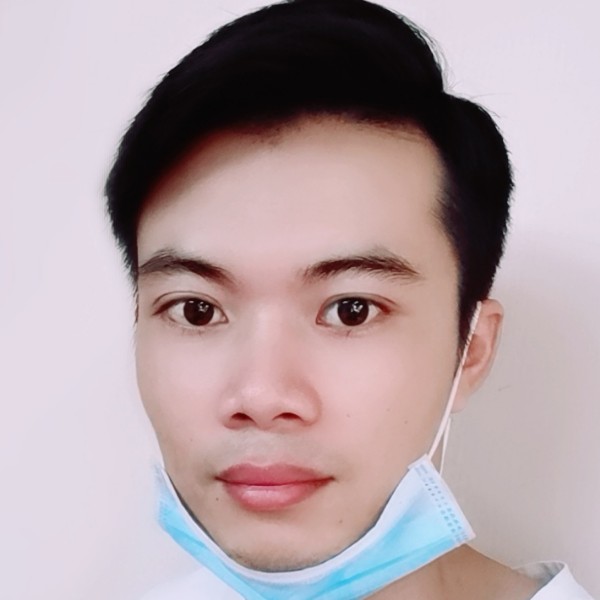 河马向拉长的照片