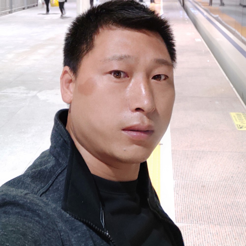 震动笑靥的照片