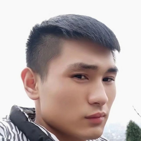 蒙面小丑  小龙的照片