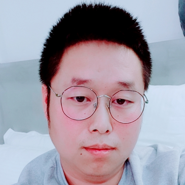 外套相许无情的照片