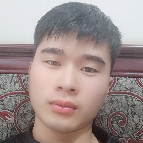 清晨的烟的照片
