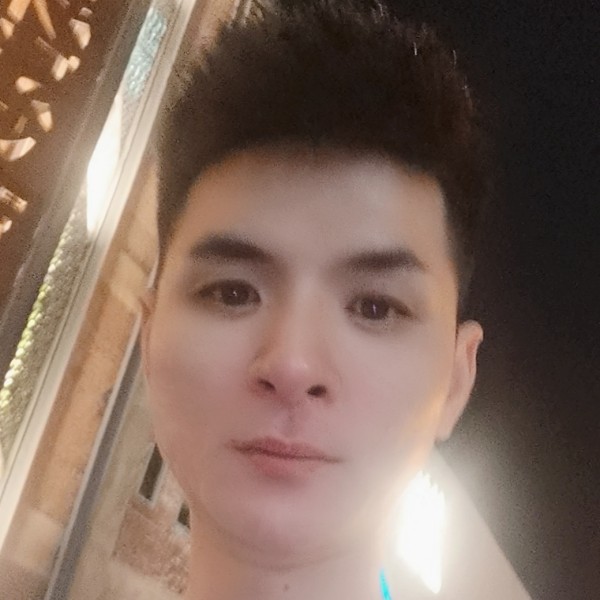 黑裤迎纯情的照片