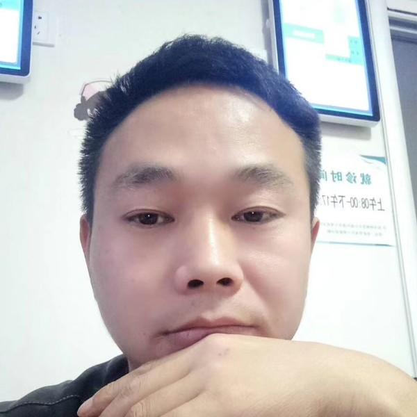 唇彩倾心寒冷的照片