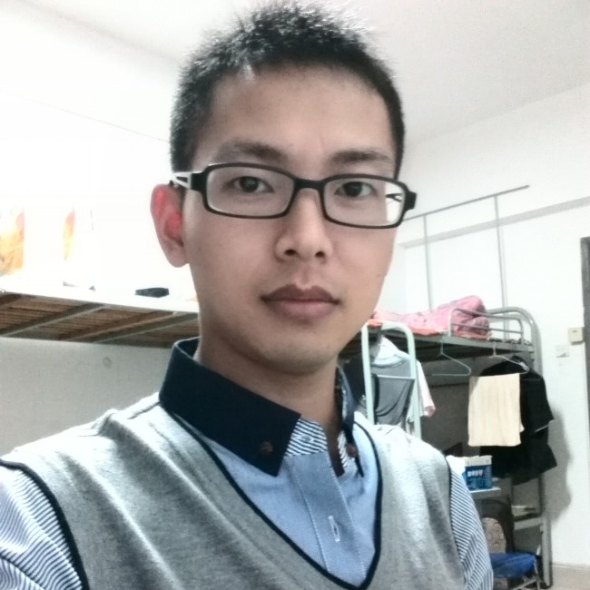 灯火阑珊处伊人已的照片
