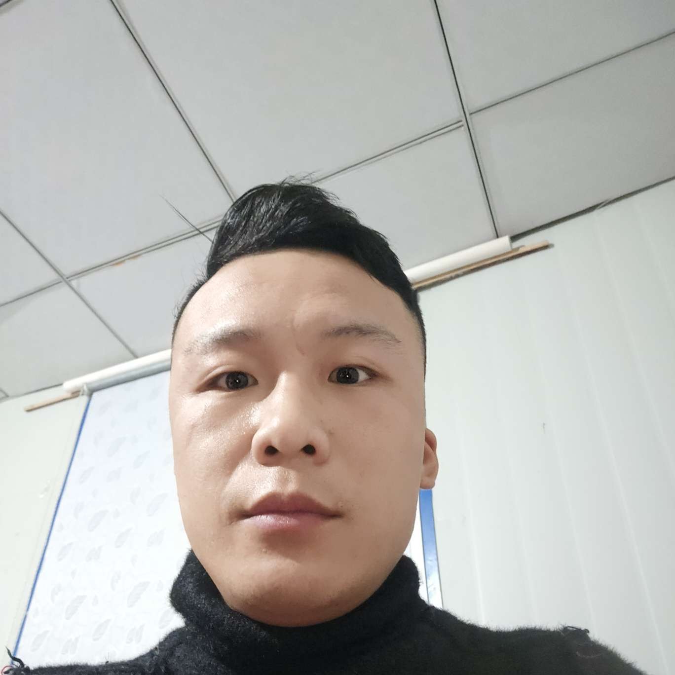 危机等待绝恋的照片