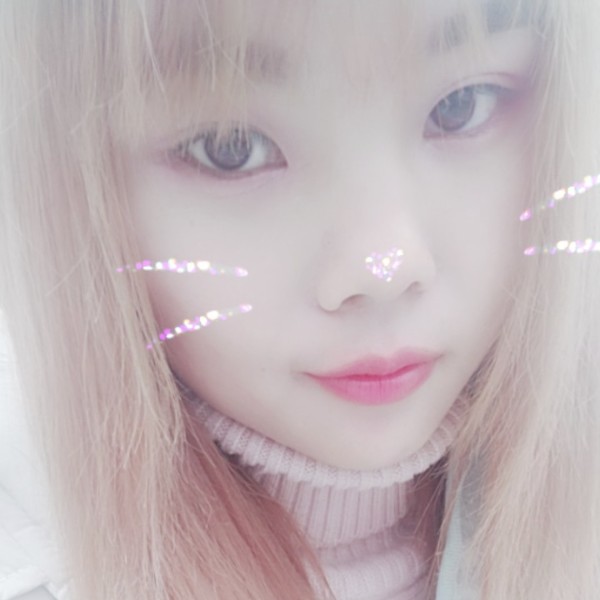 小，，的照片