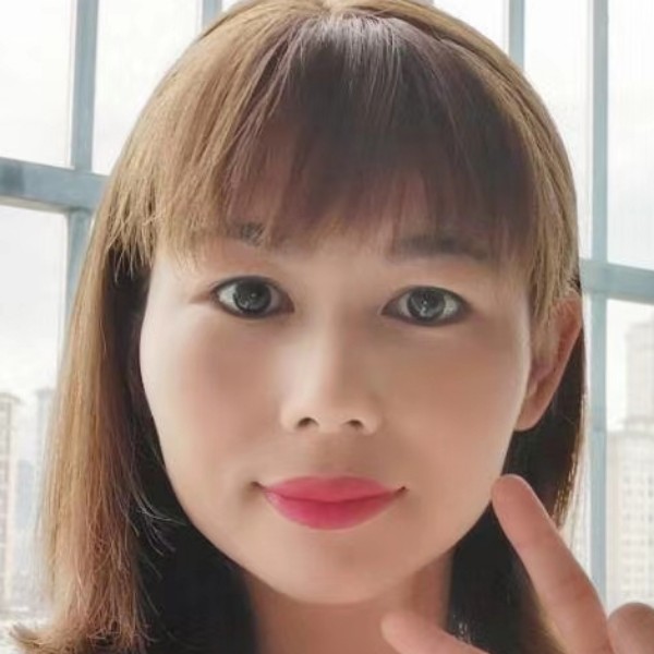 睫毛膏愤怒的照片