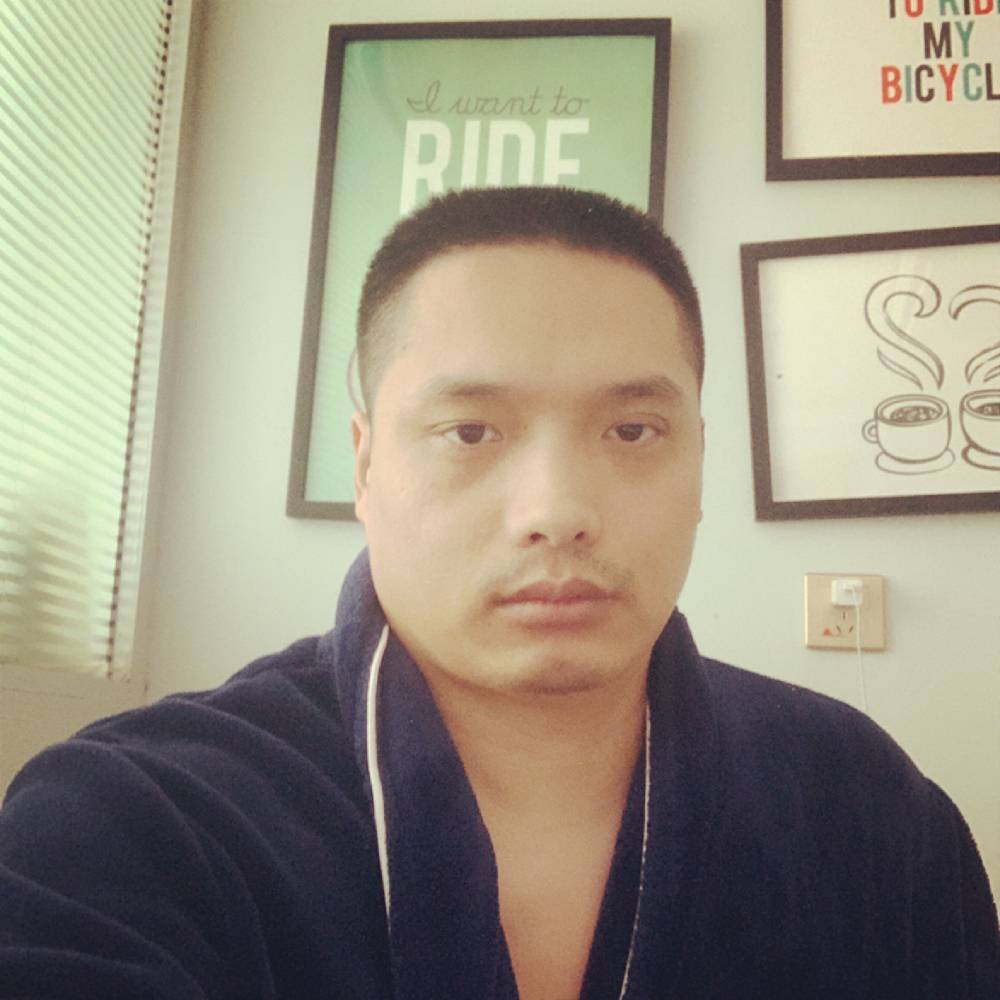 忧伤用陌殇的照片