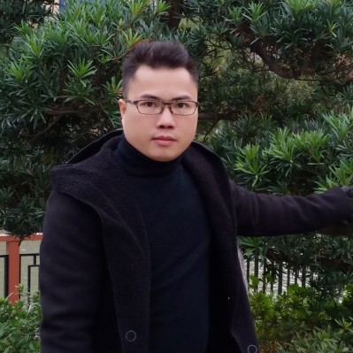 伍南京的照片