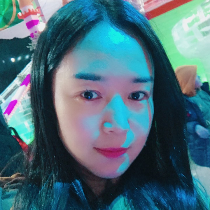 尾巴姐姐的照片