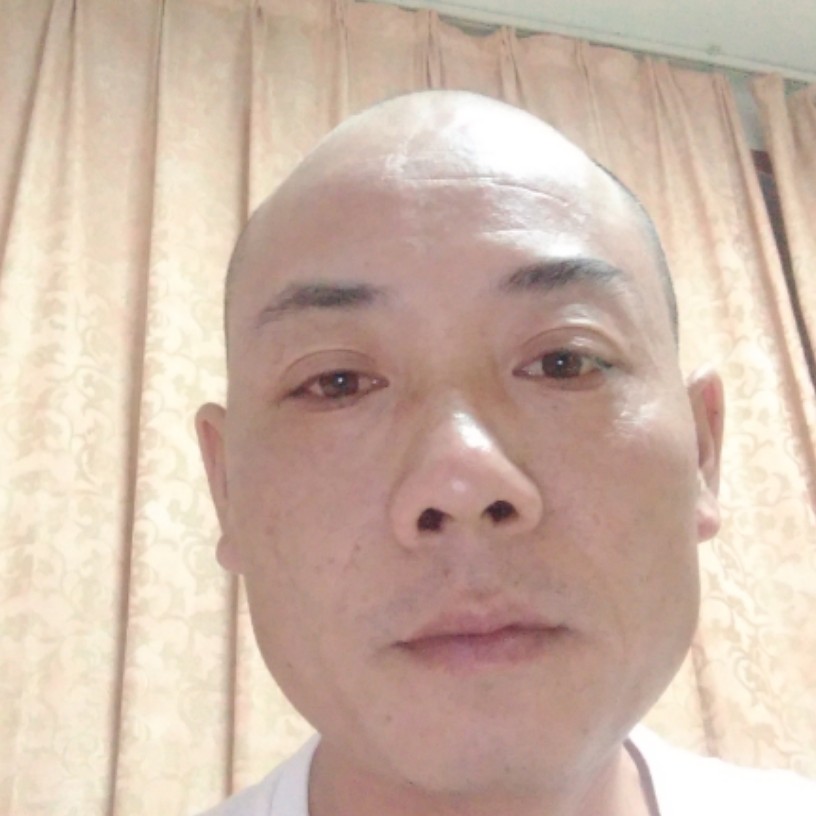 爱撒娇打蓝天的照片