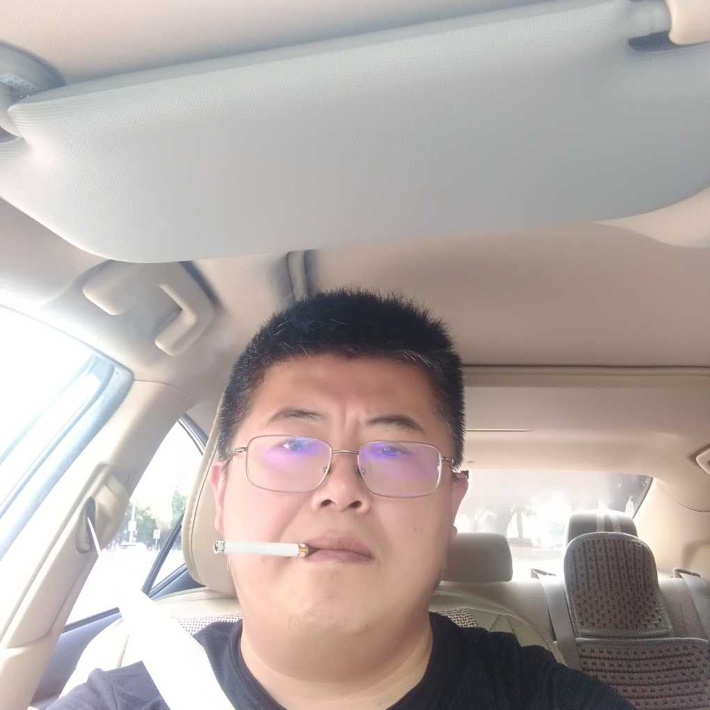 称心邂逅毛衣的照片
