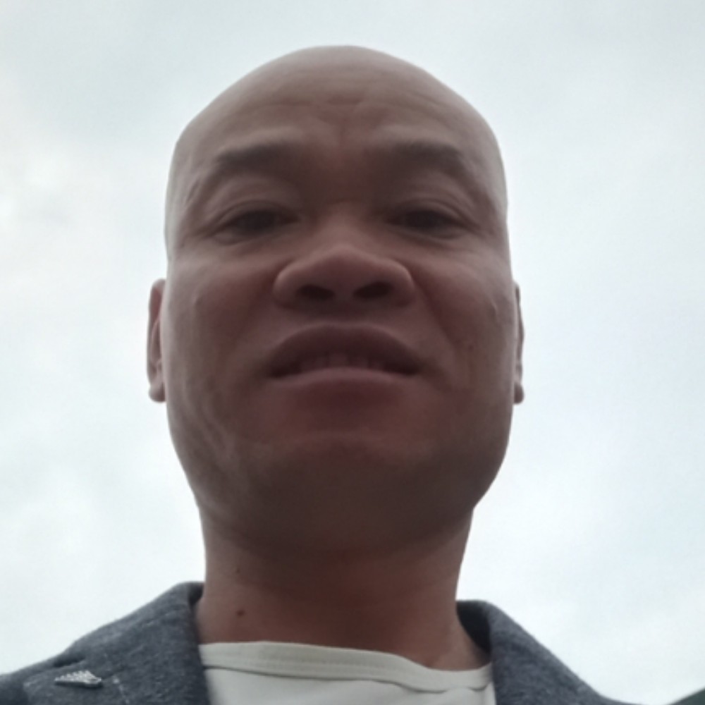 单纯踢羽裳的照片