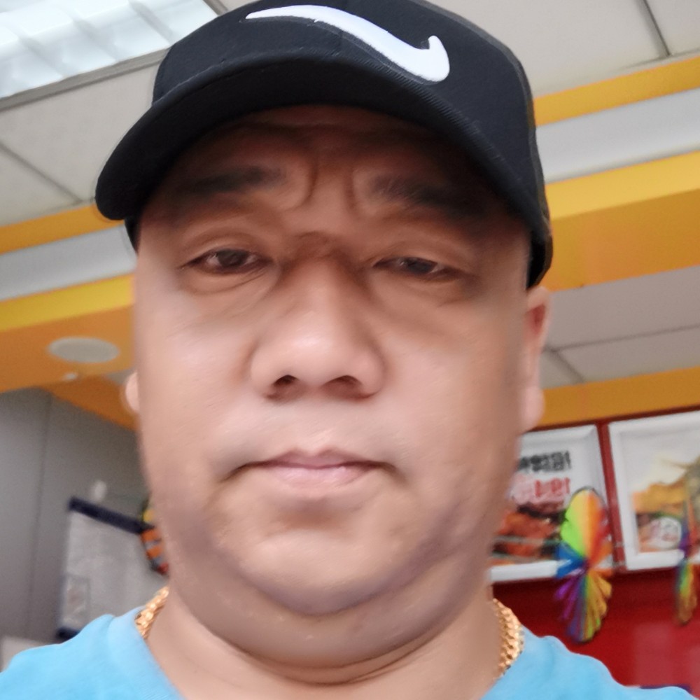 青栀帅气的照片