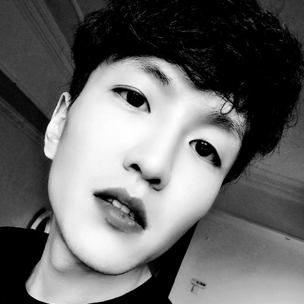 What r u的照片