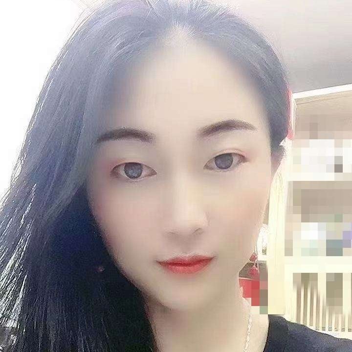 小甜芯的照片