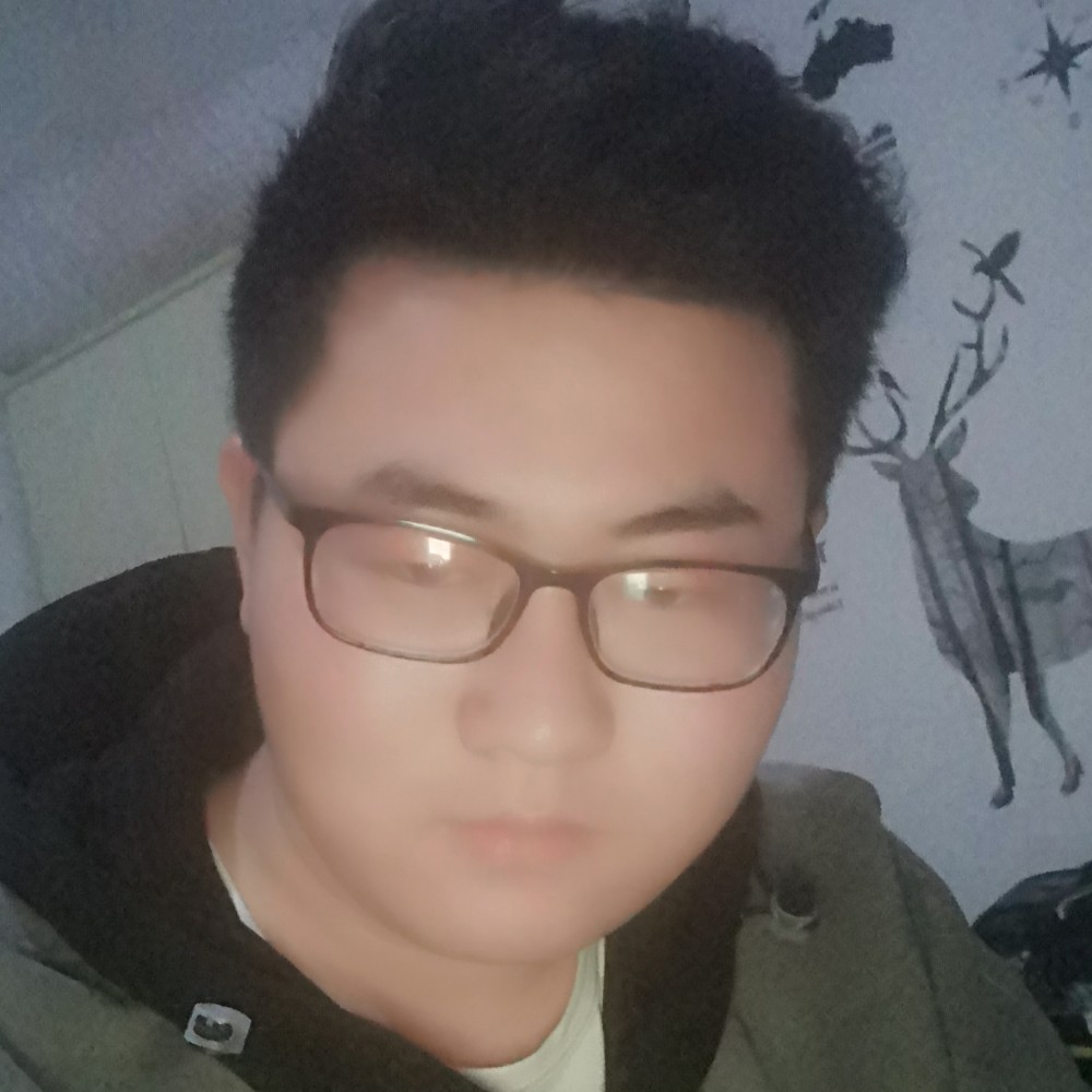 沉默青年的照片