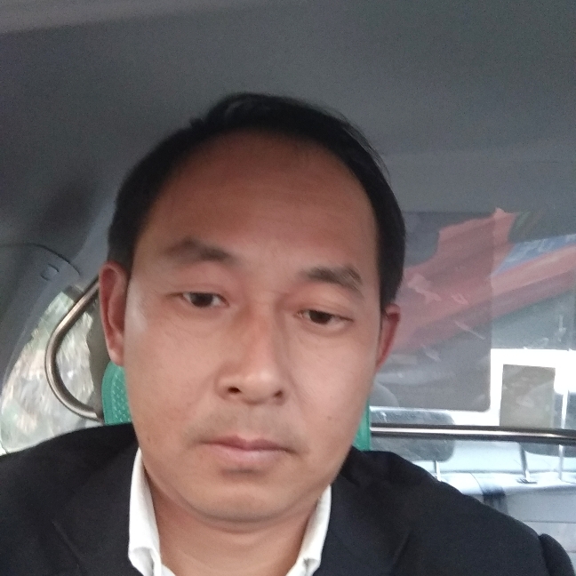 结实台灯的照片