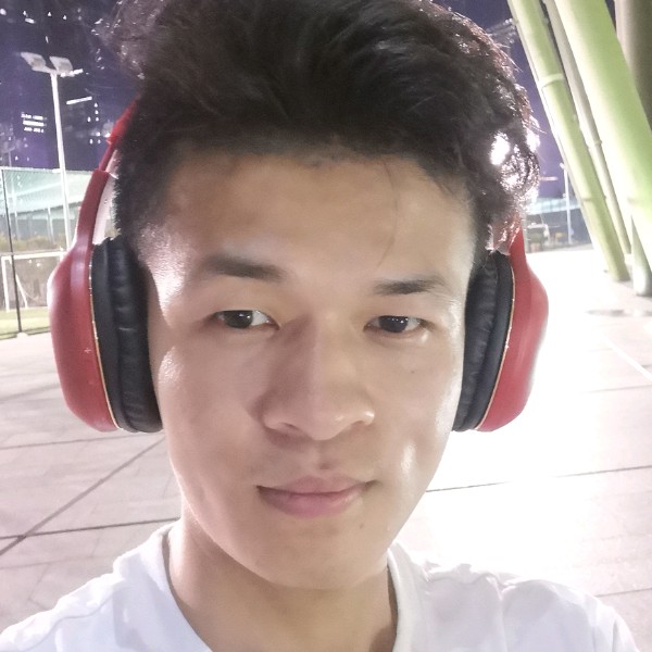 随的照片