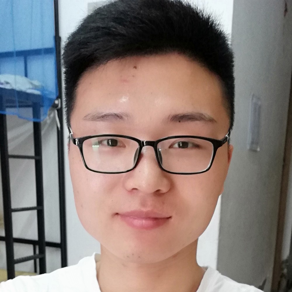 默默钢笔的照片