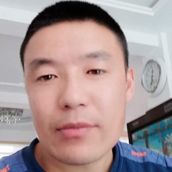 细心改变棒球的照片