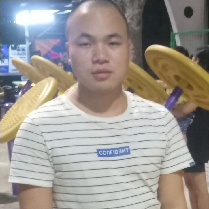 潘应彪的照片