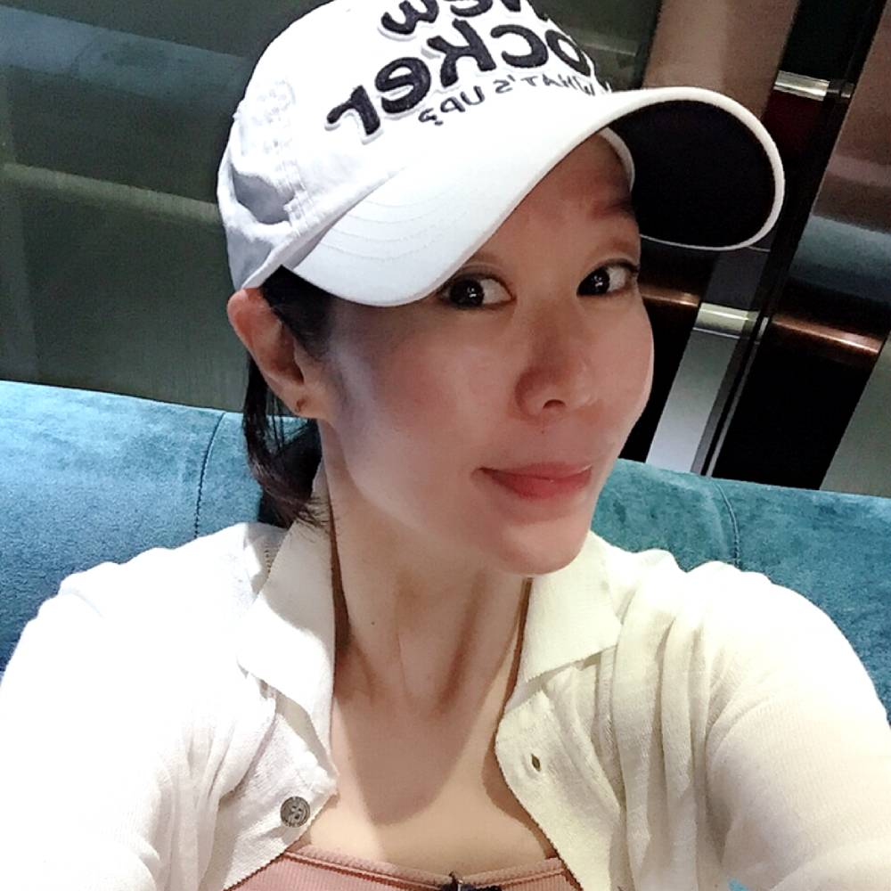 小红帽是姐姐的照片