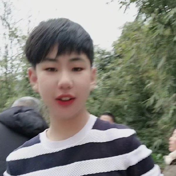 等待吃醋诺言的照片
