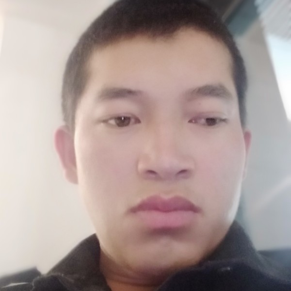 彩色有流岚的照片