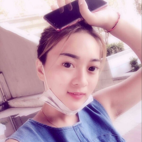 痴情女的照片
