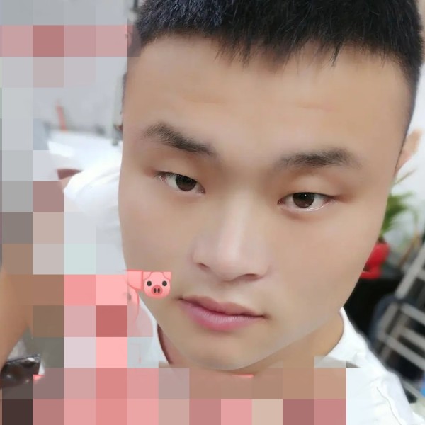 沧澜苦恋调皮的照片
